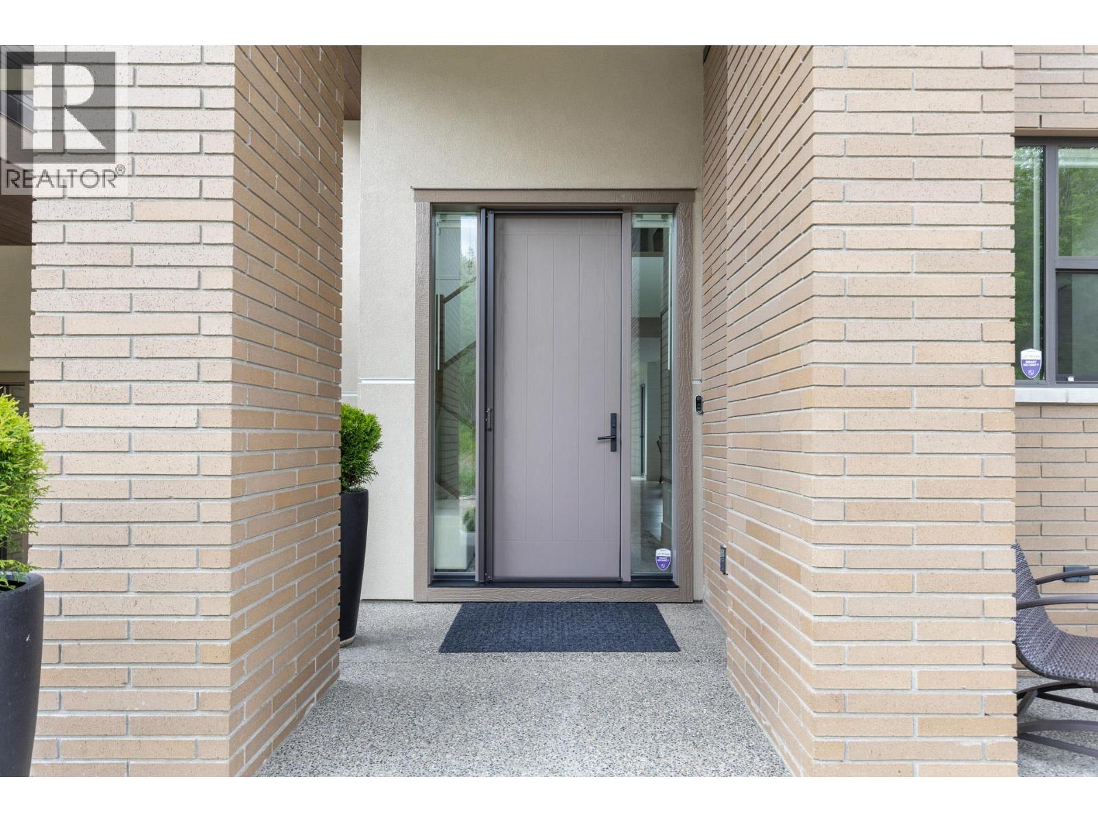 470 Hawk's Perch Lane, Kelowna