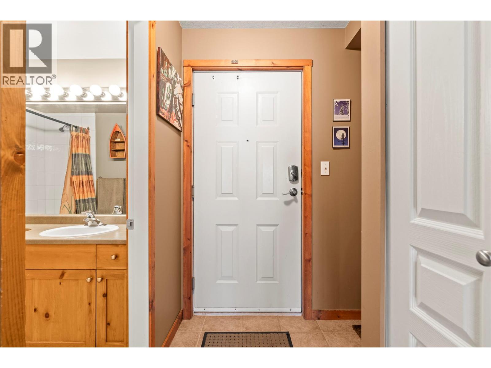 9804 Silver Star Road Unit# 203, Vernon