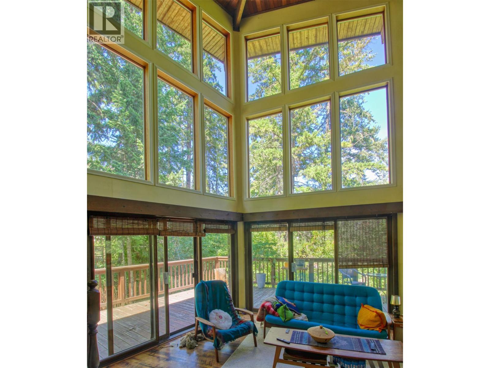  405 Kildare Way, Vernon