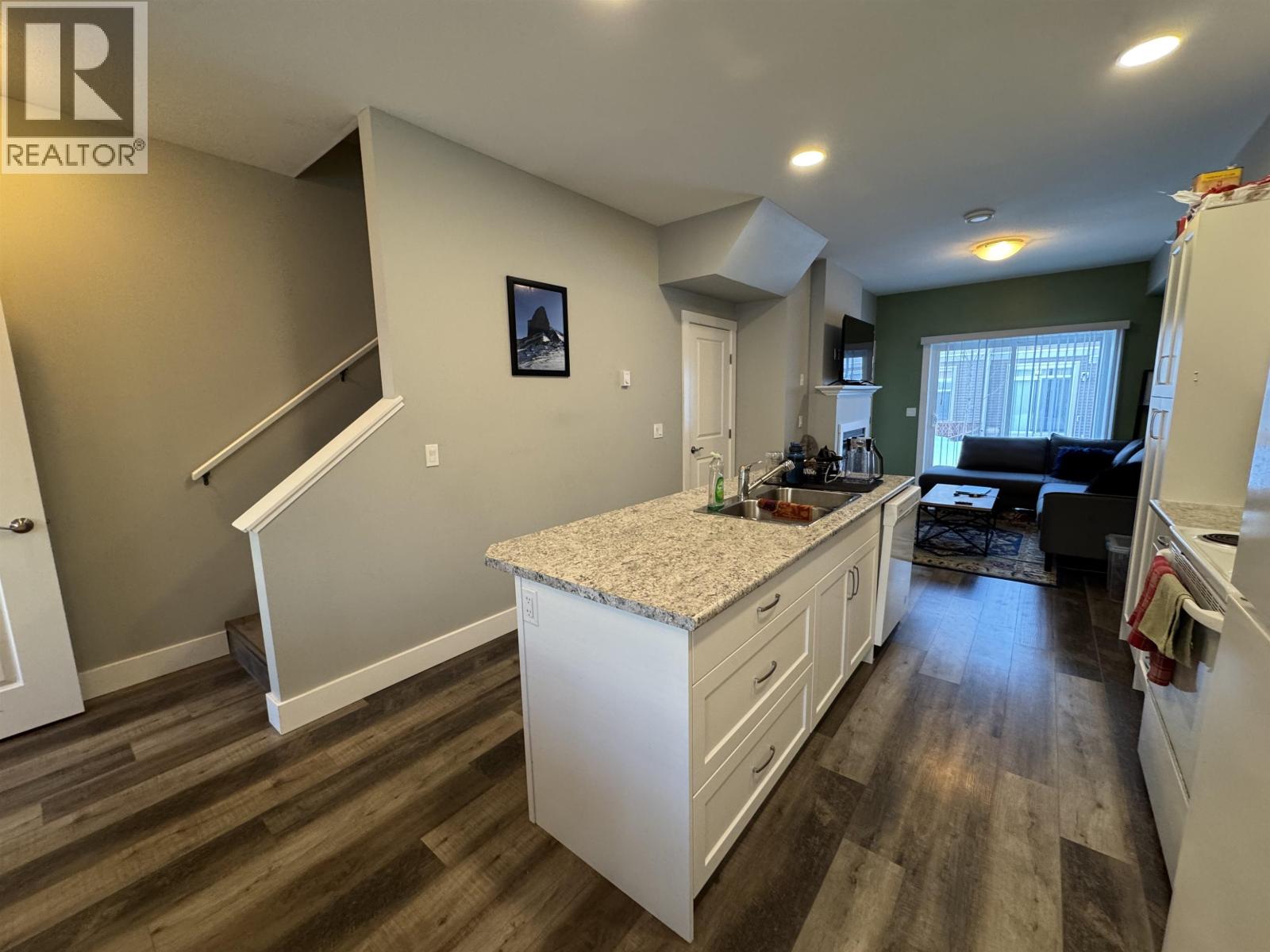 1502 11703 102 STREET, Fort St. John