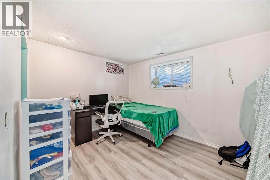 Single Family House Bungalow for Sale in  Malvern Place NE Marlborough Park Calgary 