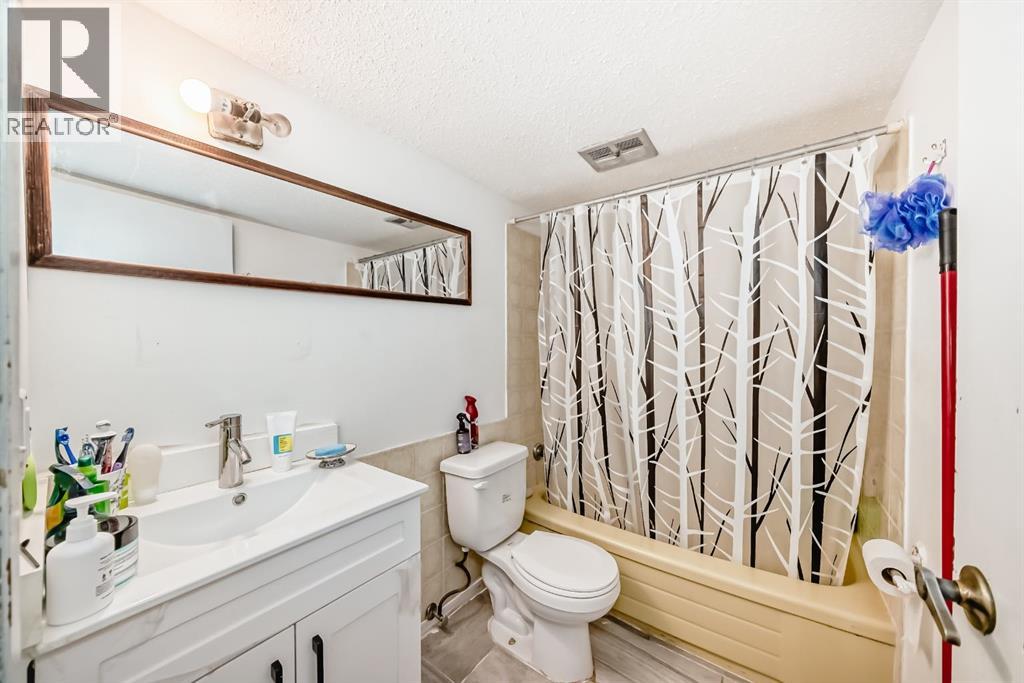 Single Family House Bungalow for Sale in  Malvern Place NE Marlborough Park Calgary 