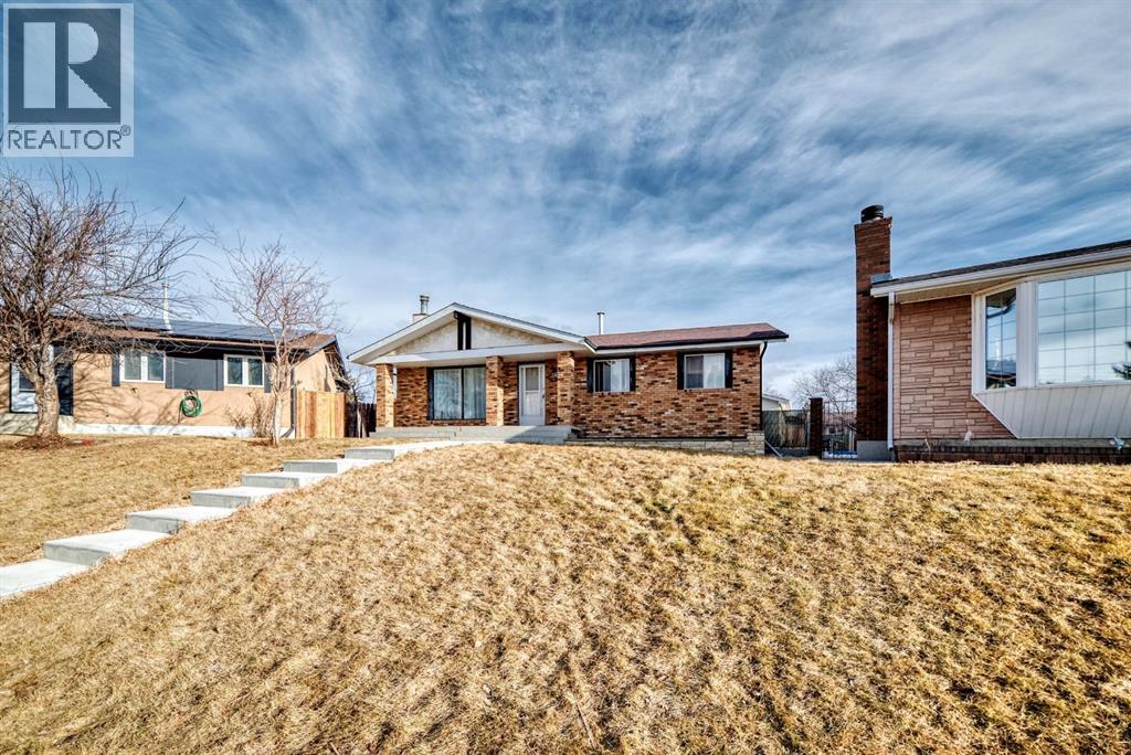 Single Family House Bungalow for Sale in  Malvern Place NE Marlborough Park Calgary 