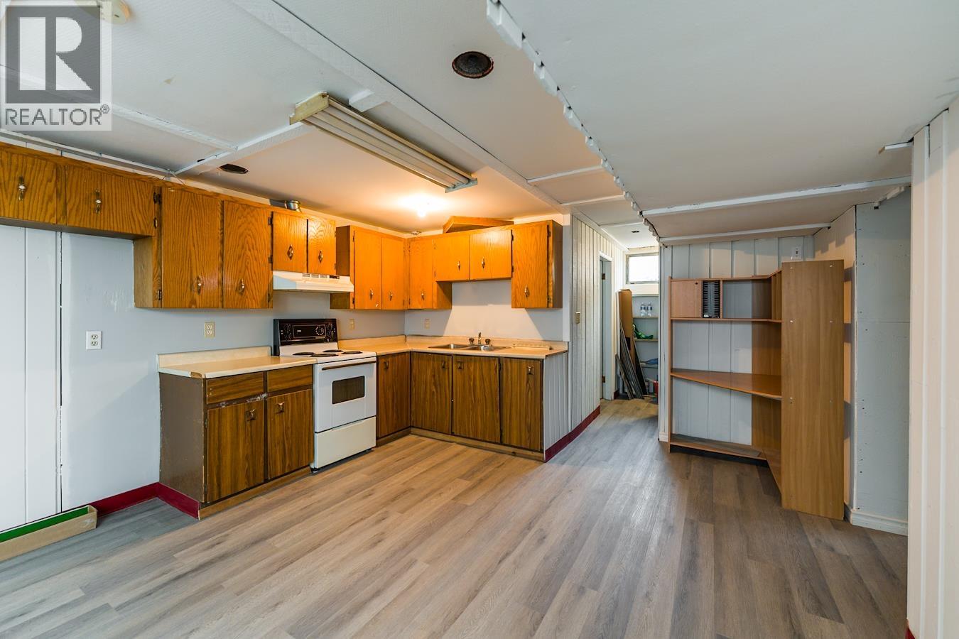 1113 CLUCULZ AVENUE - 37