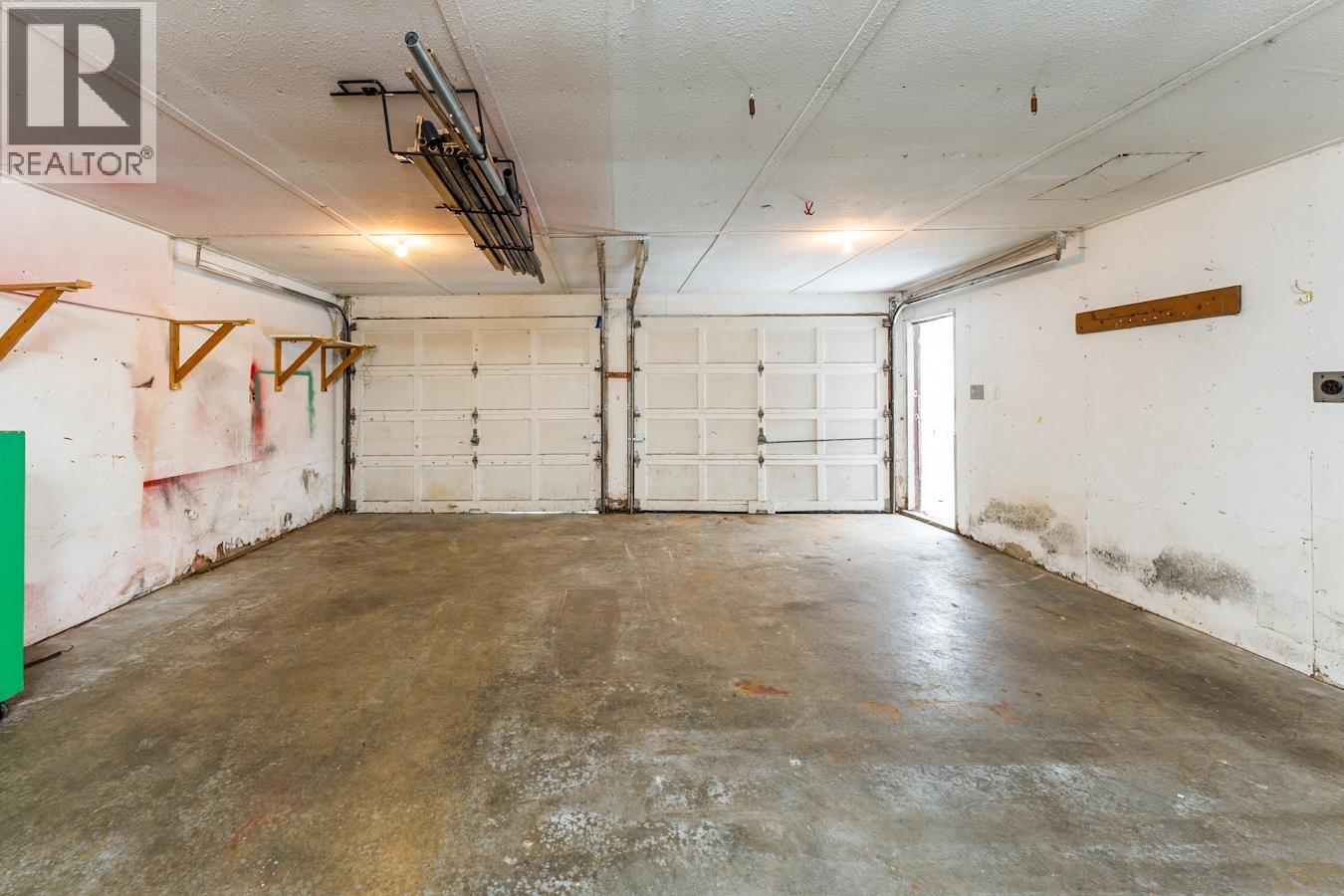 1113 CLUCULZ AVENUE - 40