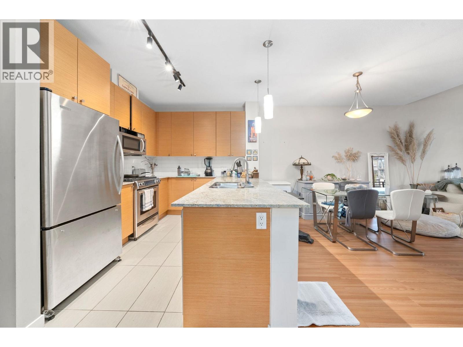 411 201 MORRISSEY ROAD, Port Moody