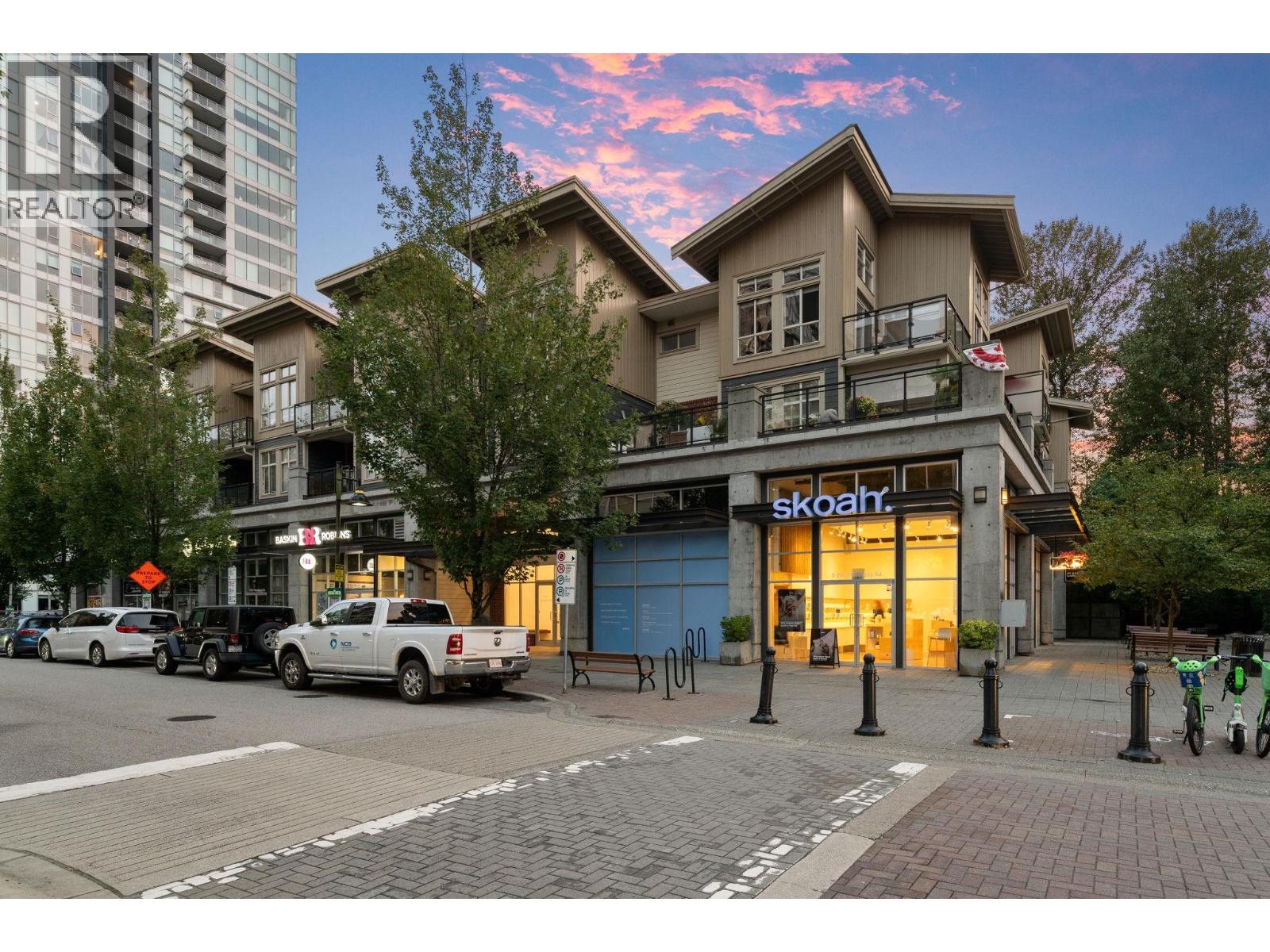 411 201 MORRISSEY ROAD, Port Moody