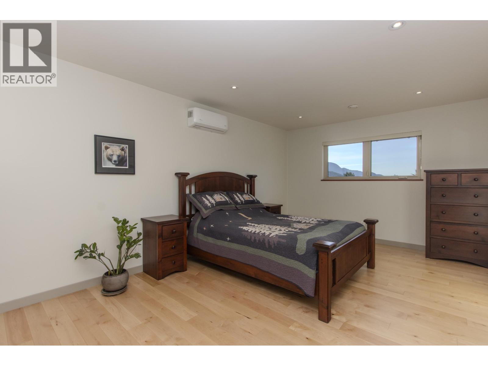 40298 AYR DRIVE, Squamish