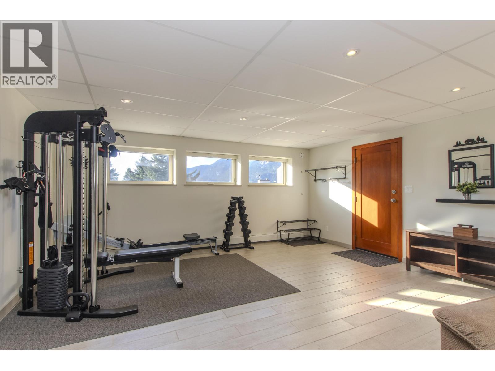 40298 AYR DRIVE, Squamish