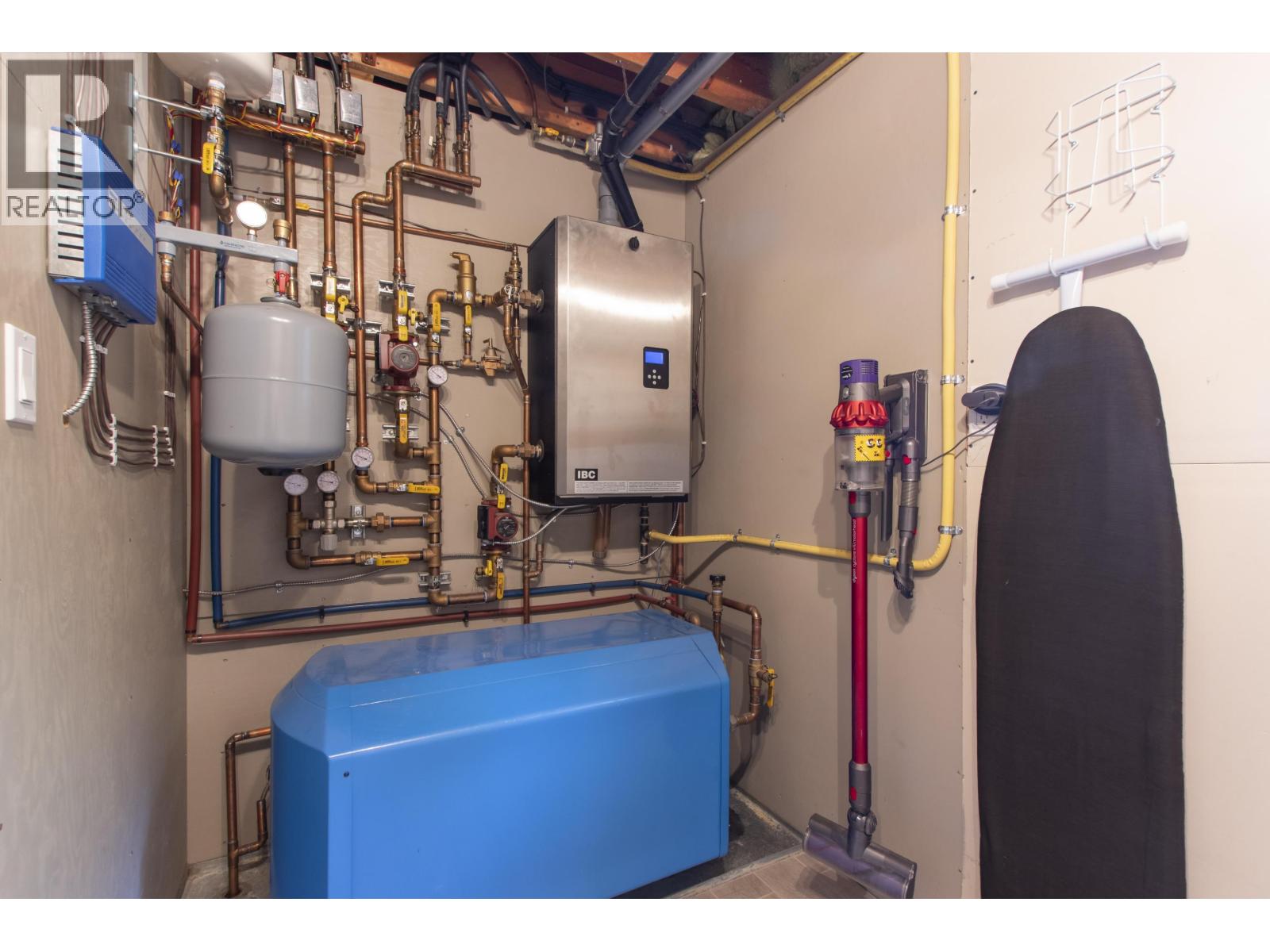 40298 AYR DRIVE, Squamish