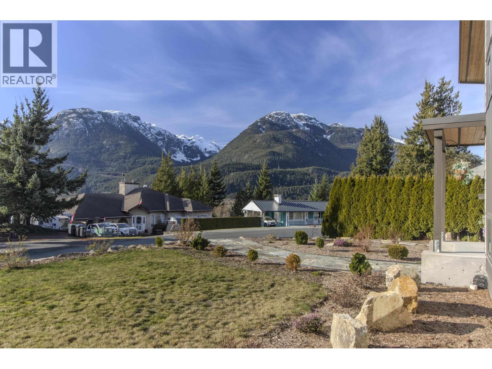 40298 AYR DRIVE, Squamish