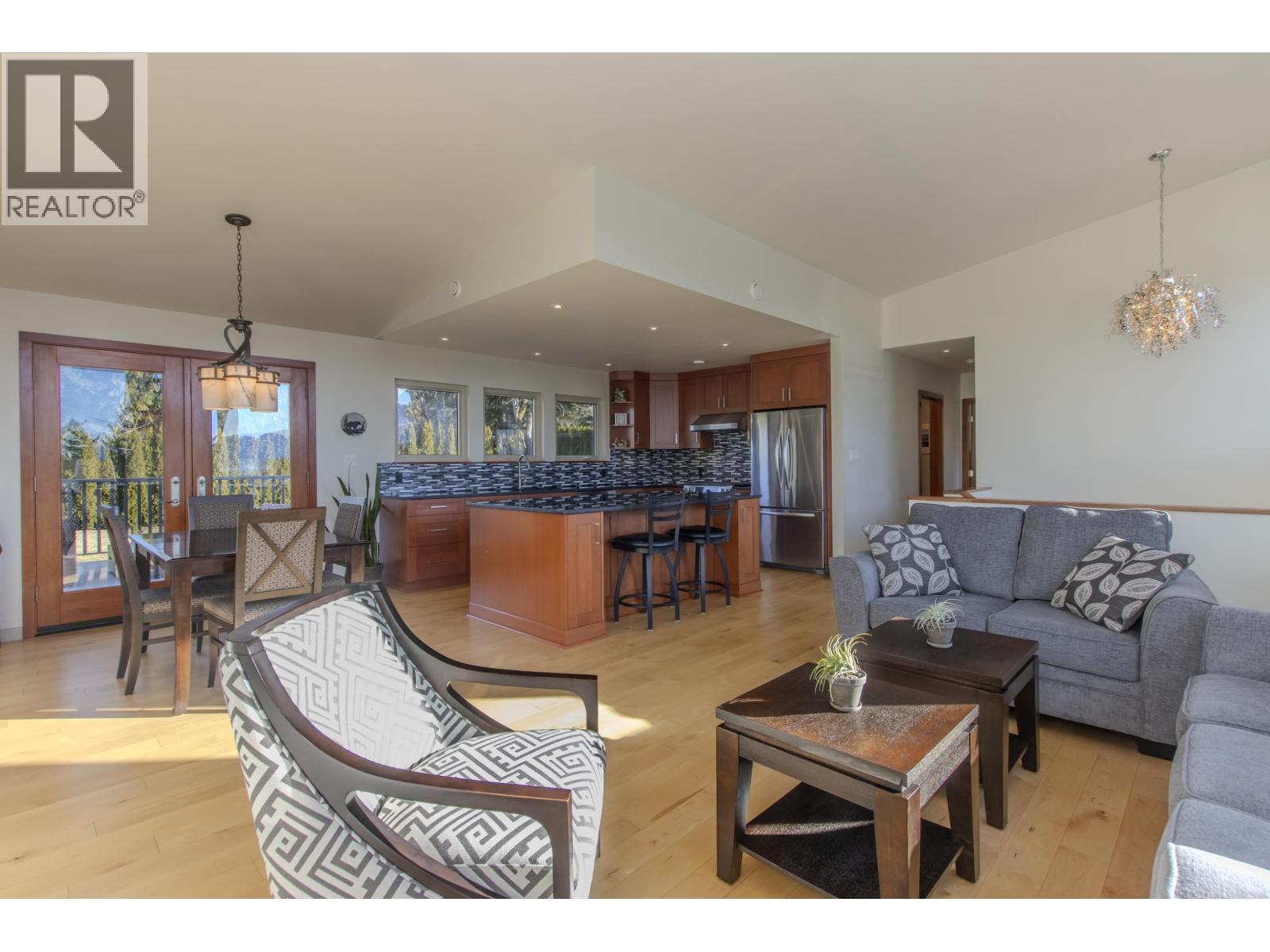 40298 AYR DRIVE, Squamish