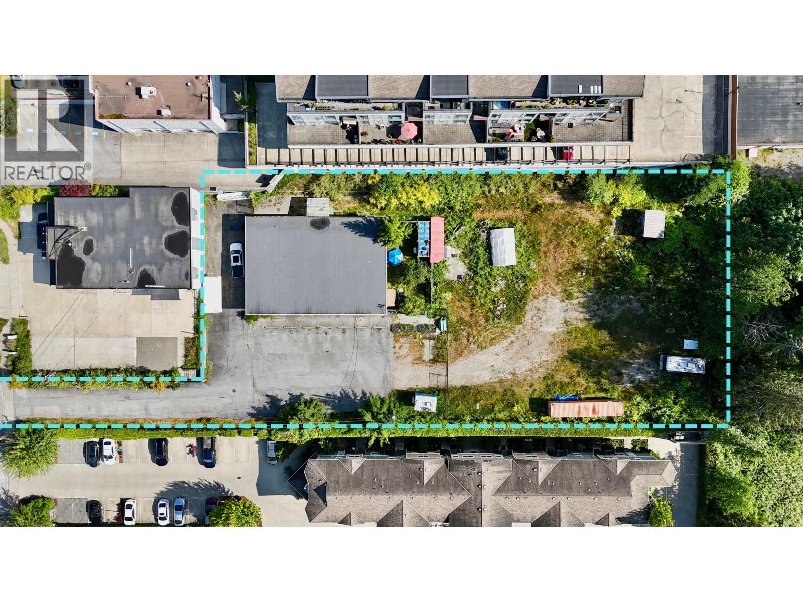 626 SHAW ROAD - Main photo, Gibsons, British Columbia