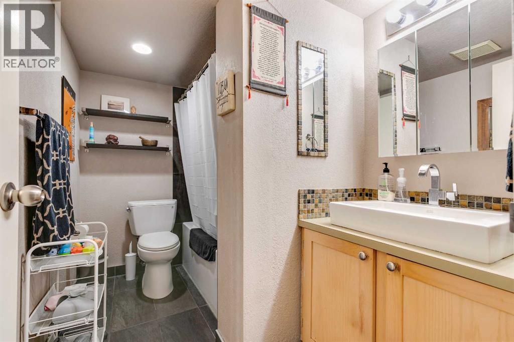 Single Family House for Sale in    Avenue SW Beltline Calgary 