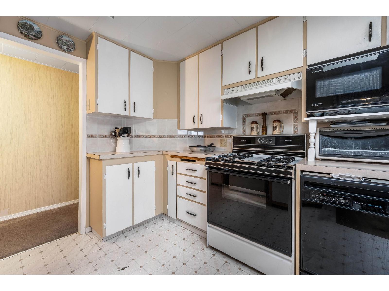 363 PINE STREET, Cultus Lake North, Cultus Lake