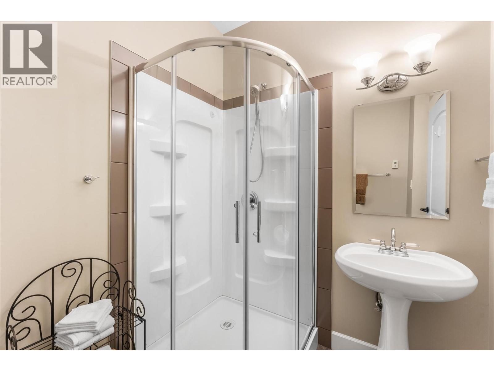  3550 Benvoulin Road, Kelowna