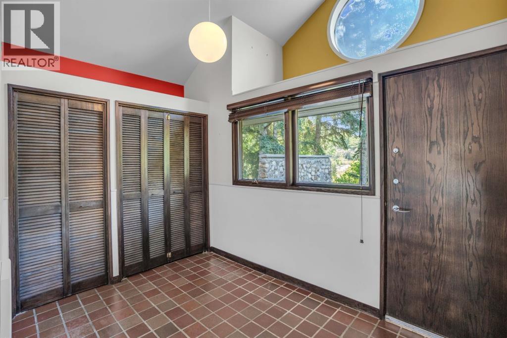 
          237 Escarpment Drive
            <br/>
            <span>Rural Rocky View County</span>
            , 
            <span>AB</span>
             <span>T3Z3M8</span>
         - Photo 36