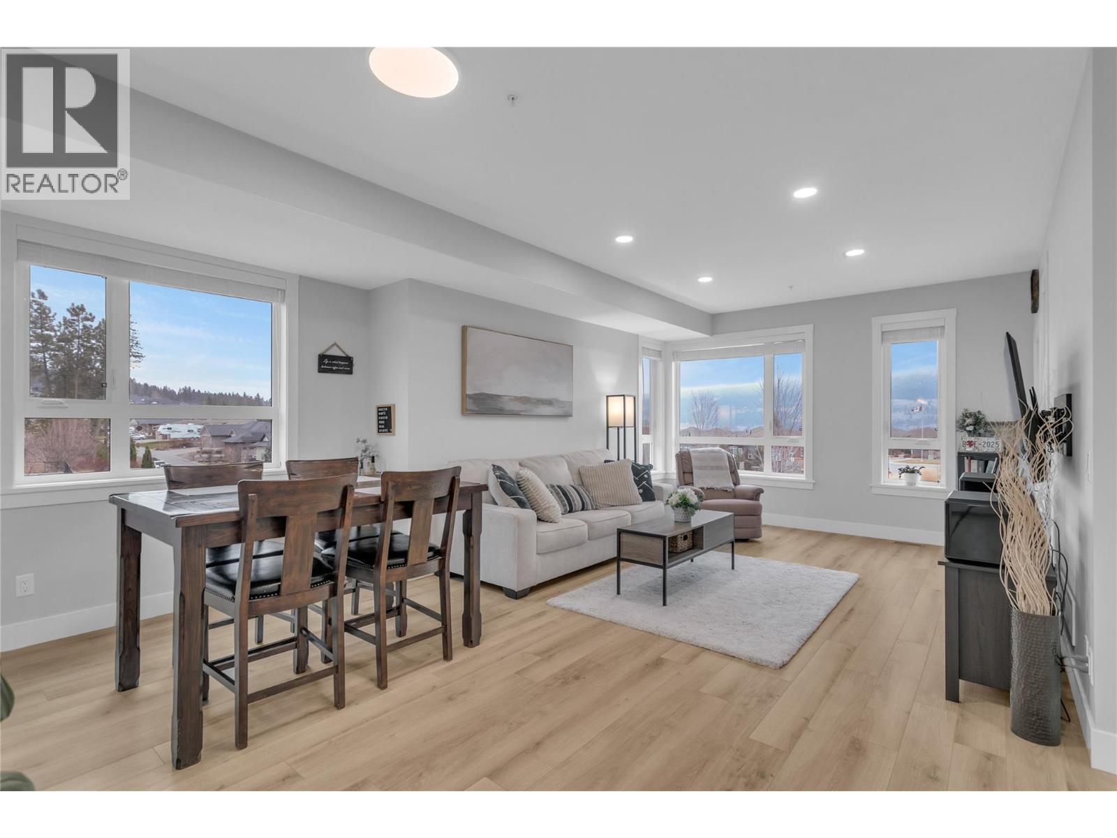 11 13098 Shoreline Way, Lake Country