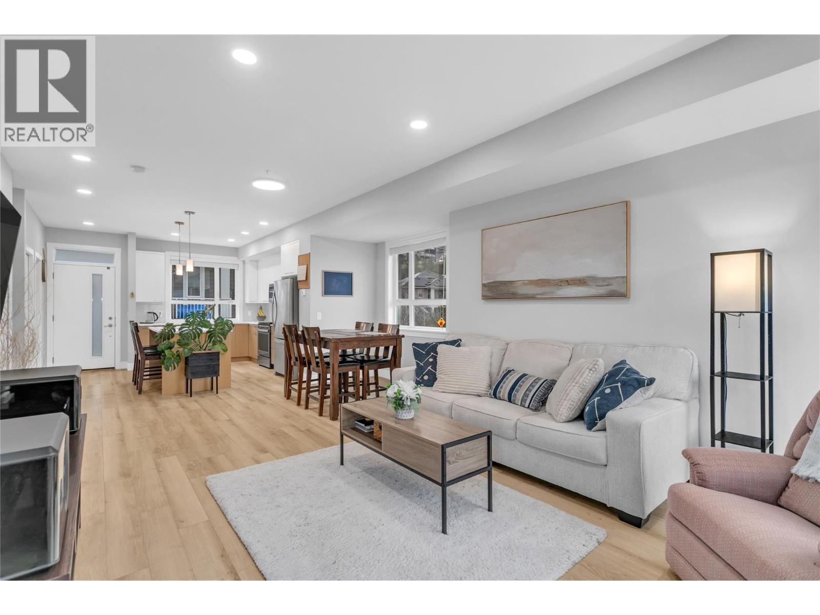 11 13098 Shoreline Way, Lake Country