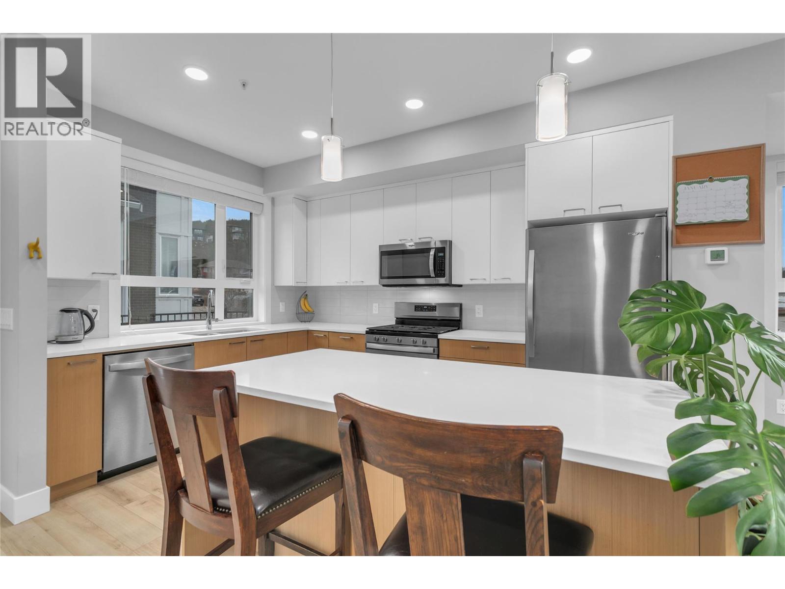 11 13098 Shoreline Way, Lake Country