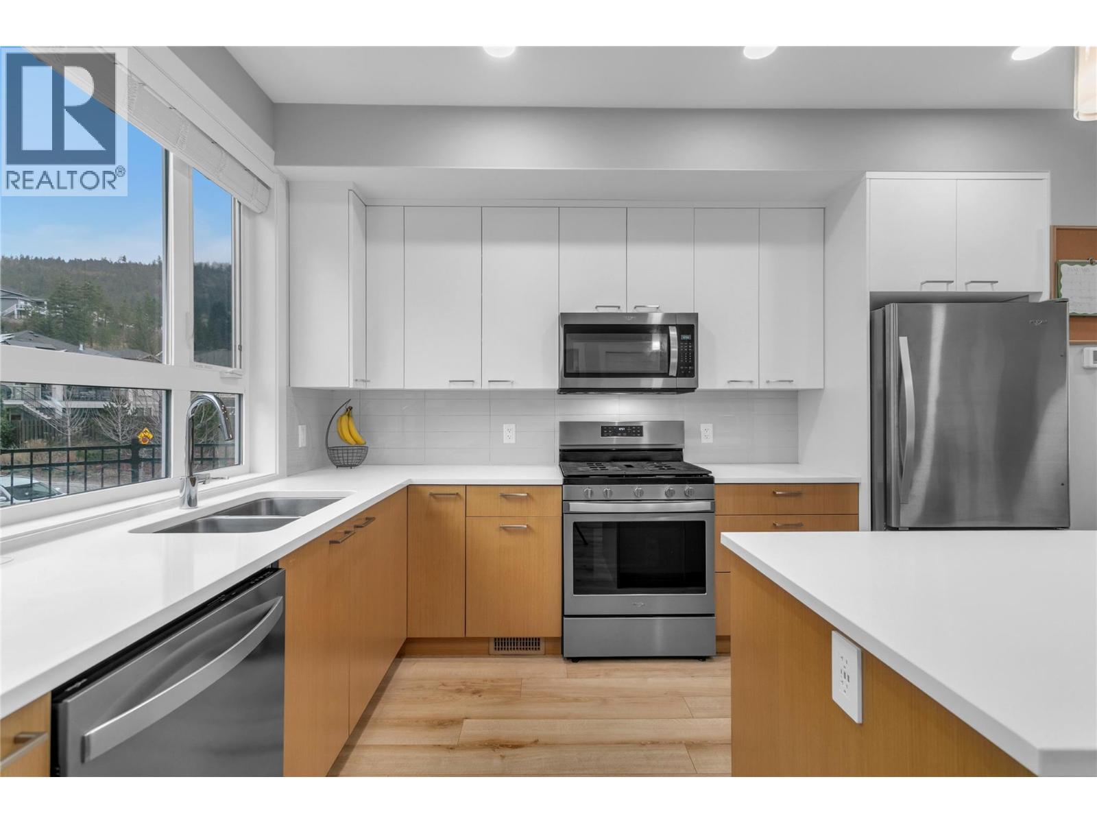 11 13098 Shoreline Way, Lake Country