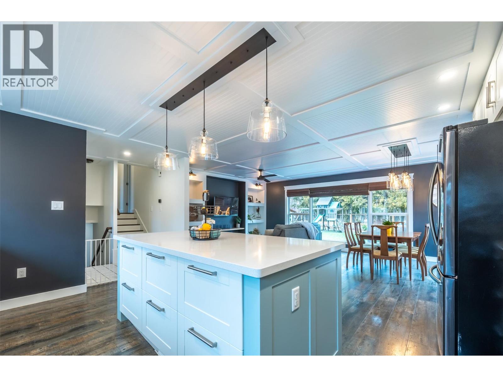 9574 Robson Crescent, Summerland