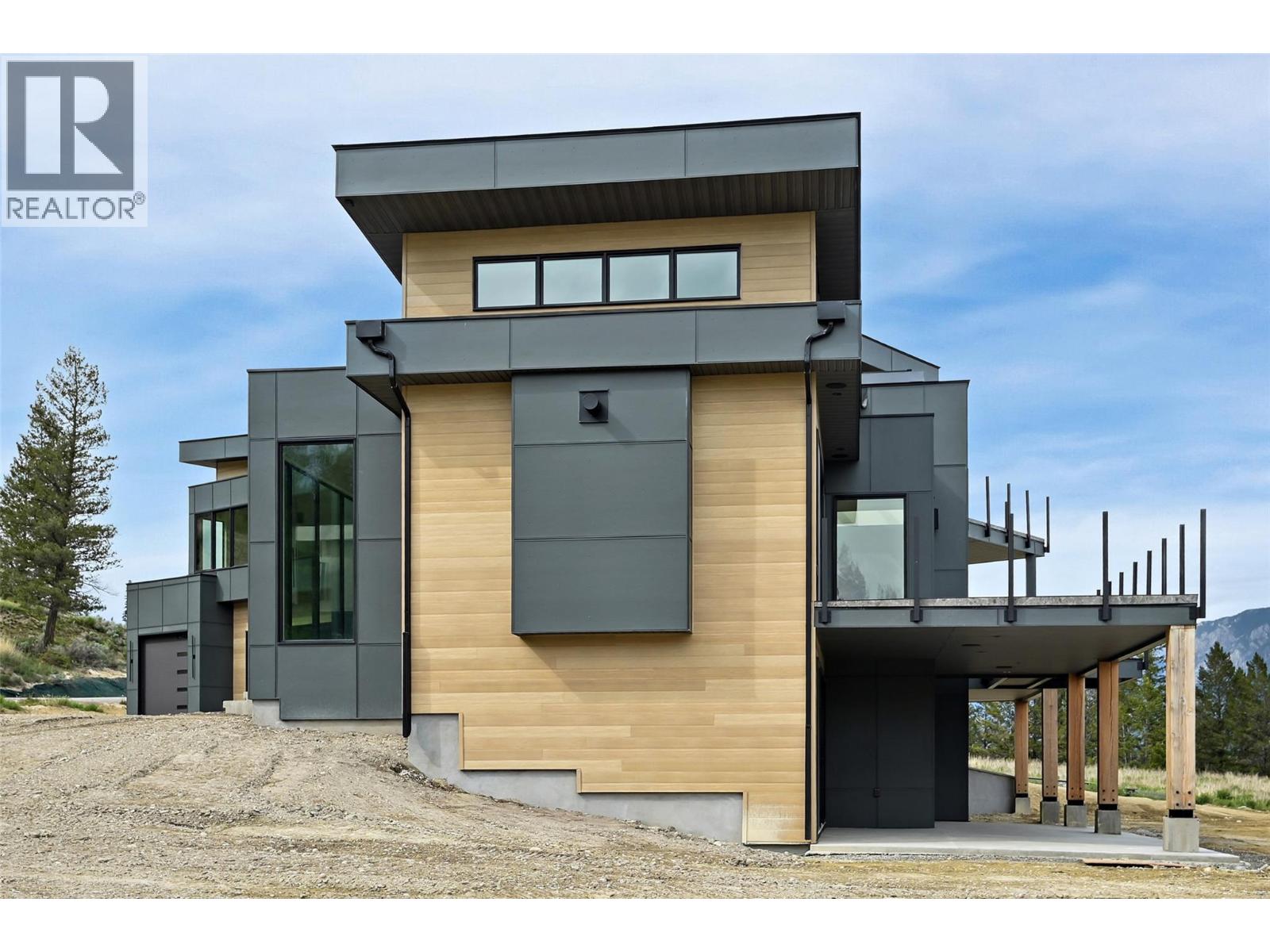 4 6200 COLUMBIA LAKE Road, Columbia Lake