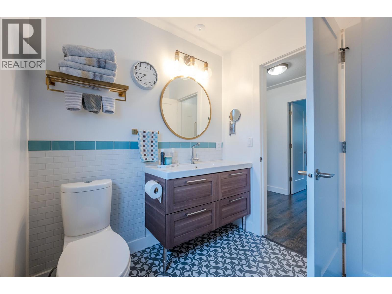 9574 Robson Crescent, Summerland