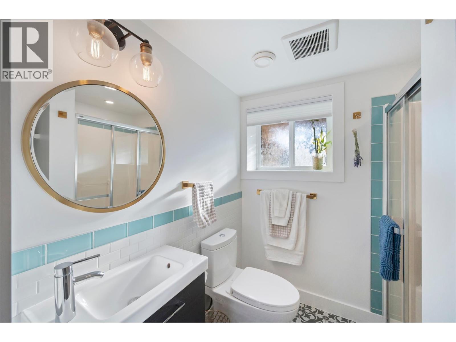 9574 Robson Crescent, Summerland