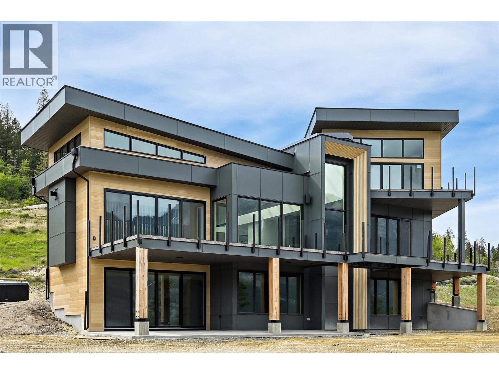 4 6200 COLUMBIA LAKE Road, Columbia Lake