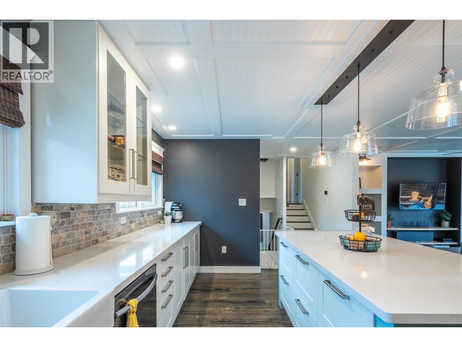 9574 Robson Crescent, Summerland