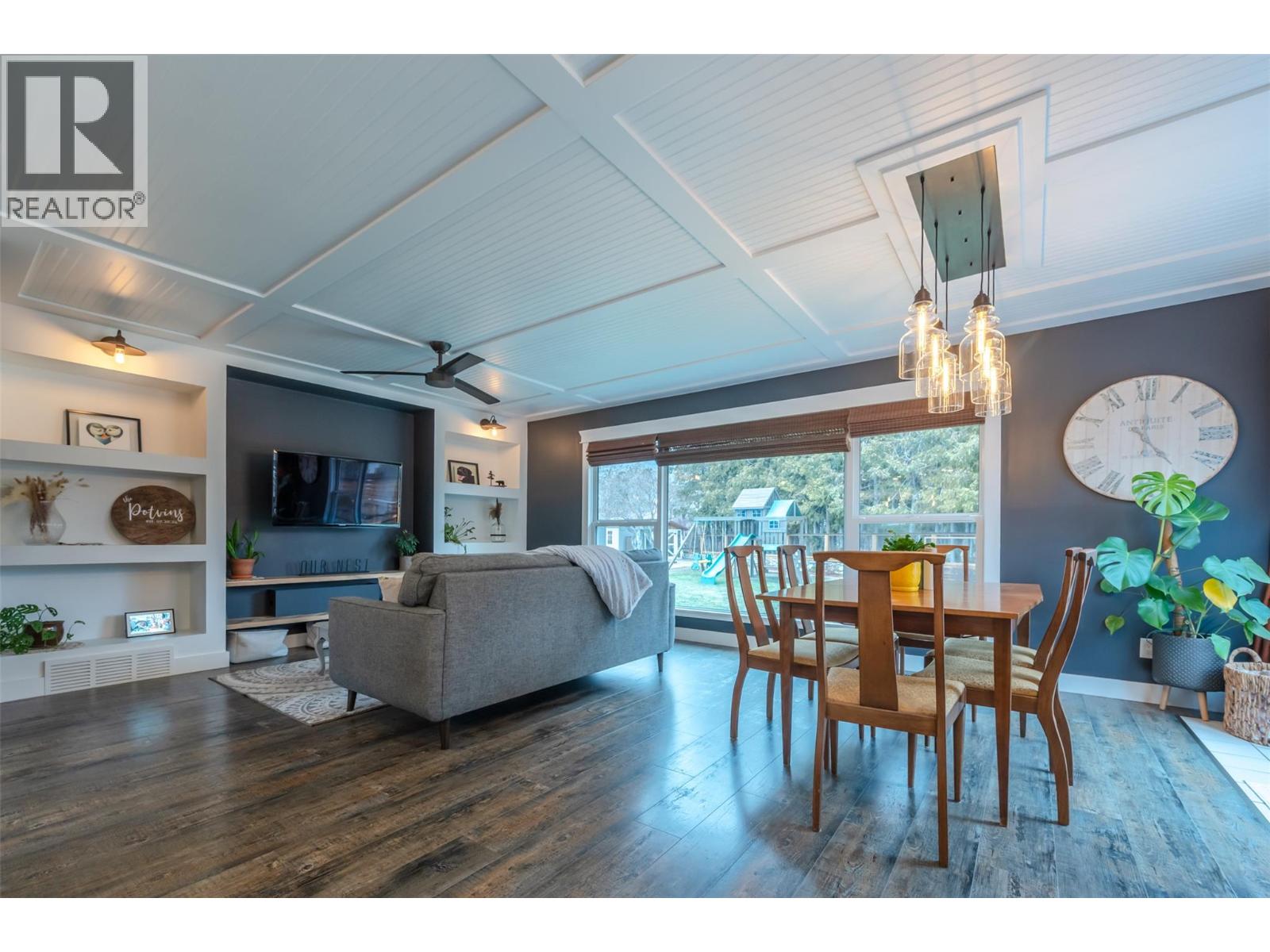 9574 Robson Crescent - 13