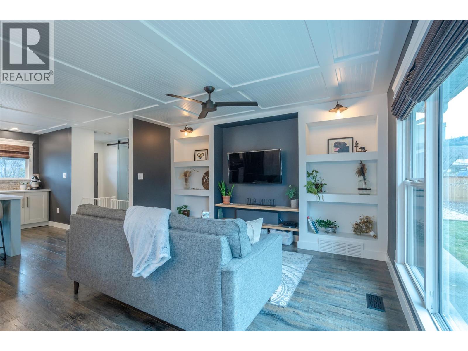 9574 Robson Crescent, Summerland