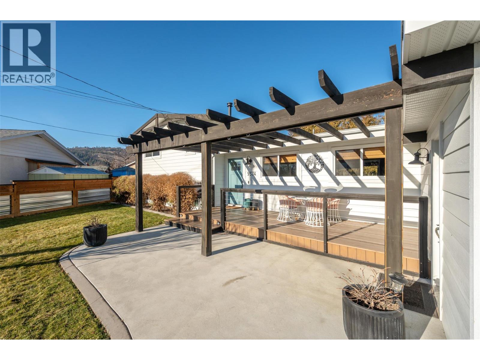 9574 Robson Crescent, Summerland