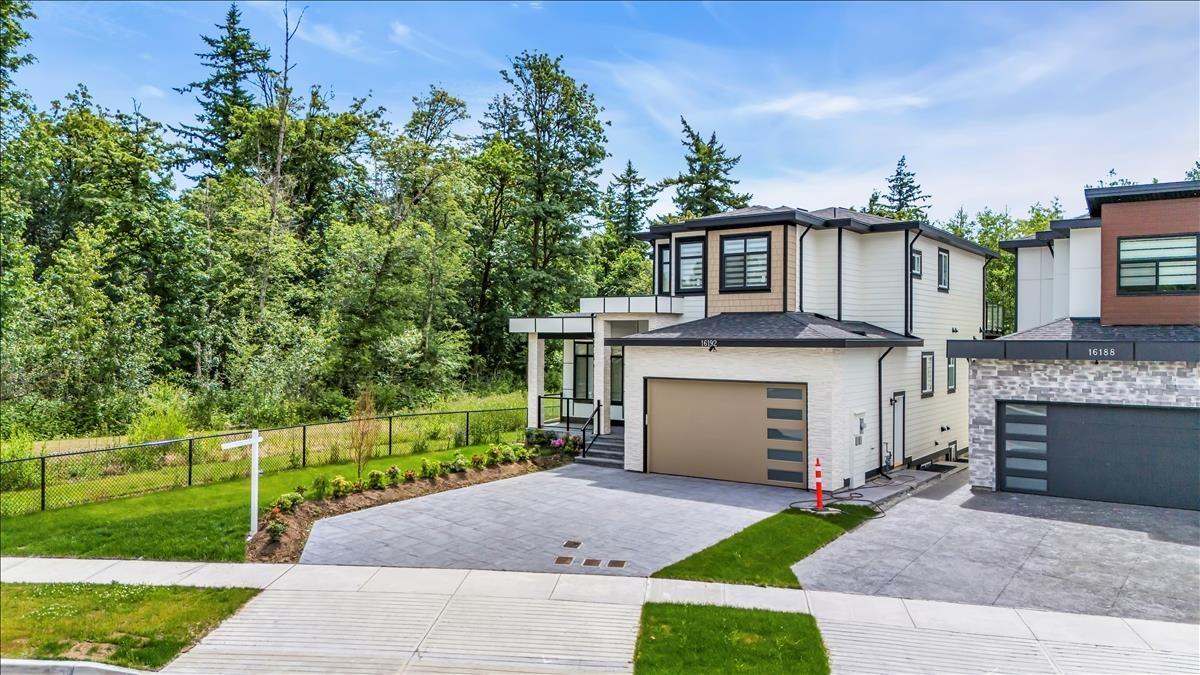 16192 78 AVENUE - Photo 2 of 40, Surrey, British Columbia