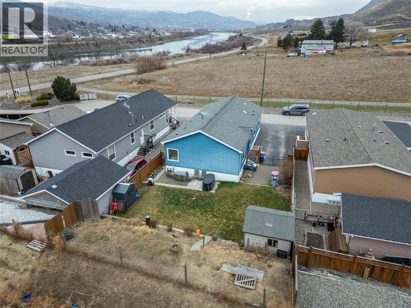 #48 712 SHUSWAP  E ROAD - 27