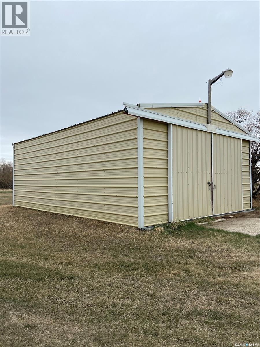 BENDER ACREAGE - 24