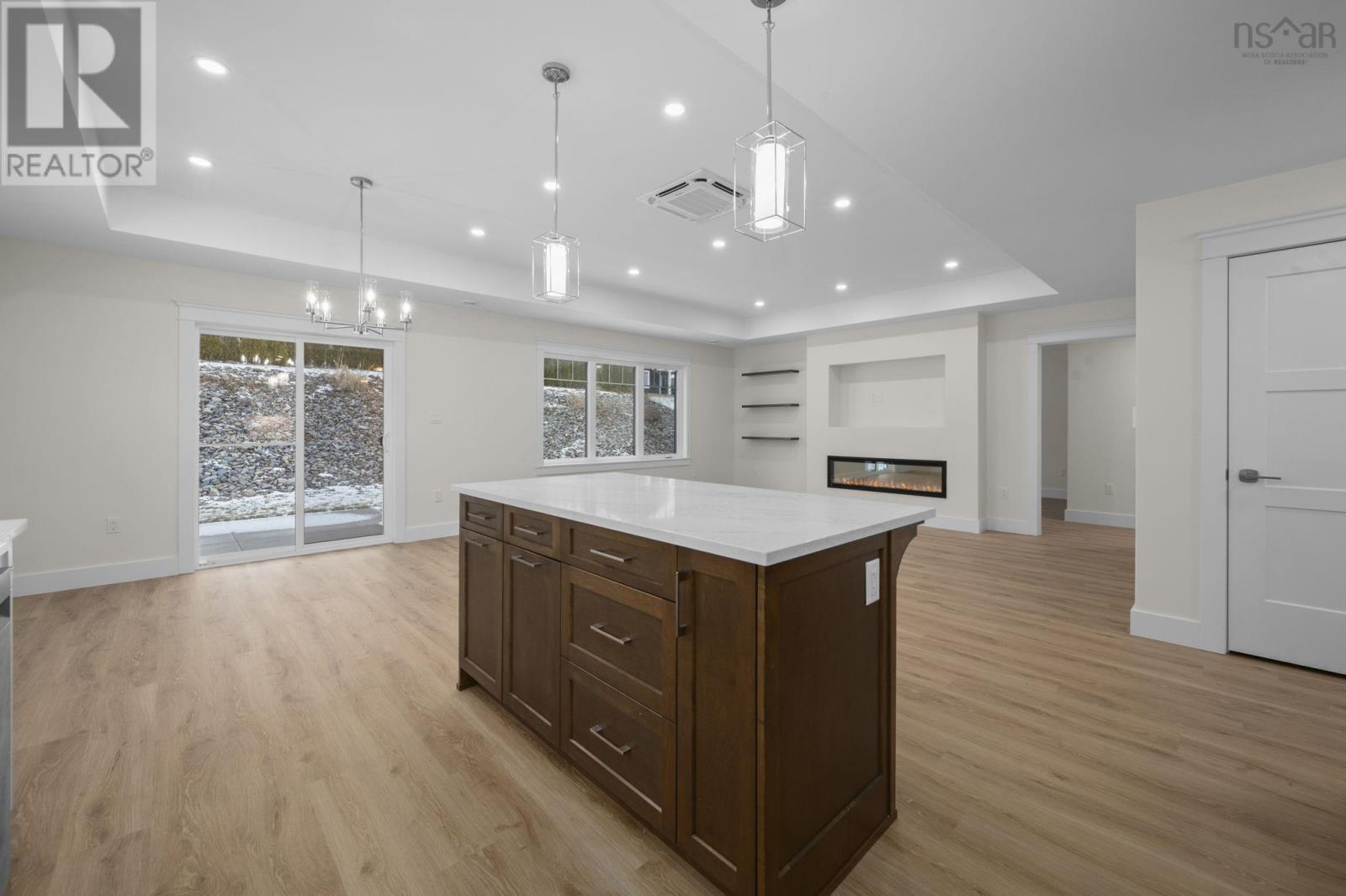 Property 14 of 25 of 34 Leaside Court