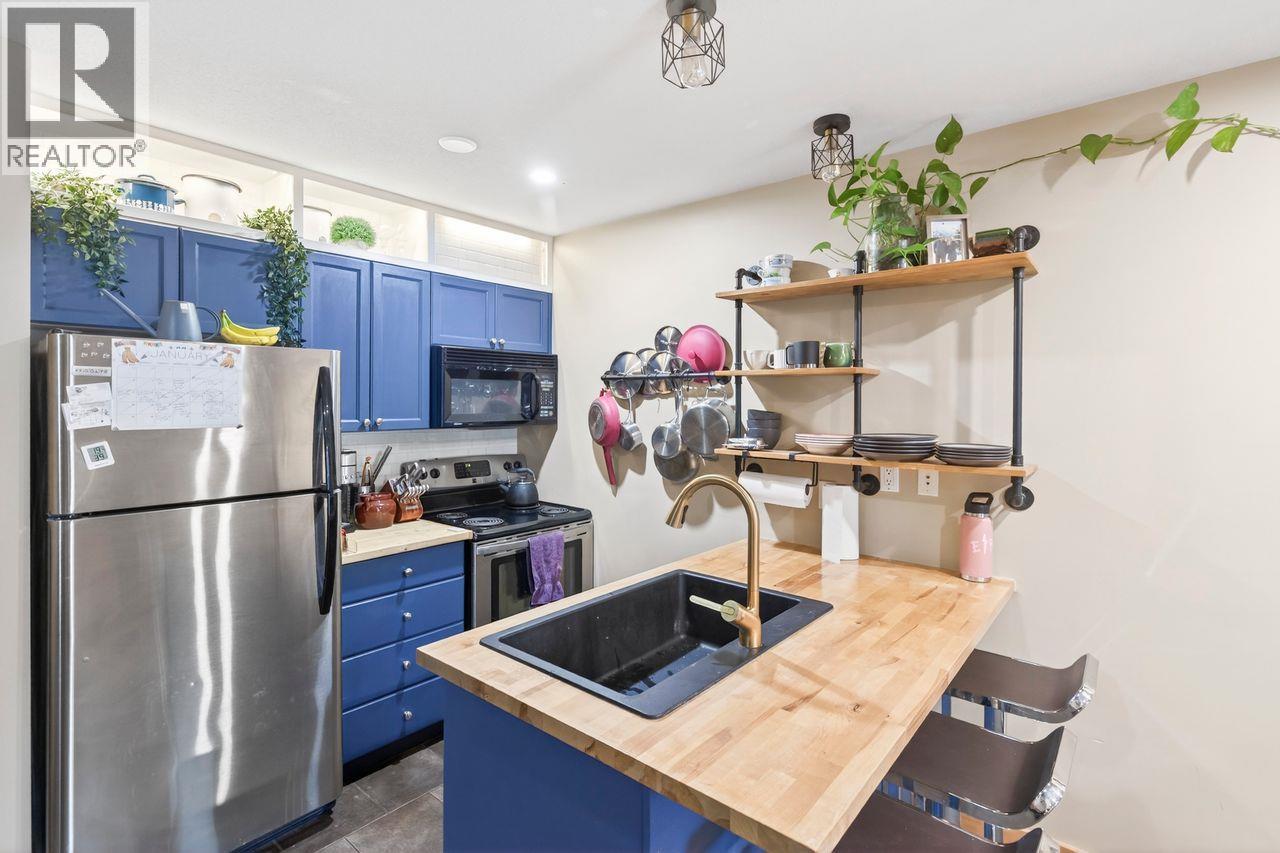 33 Rivermount Place Unit# 202, Fernie