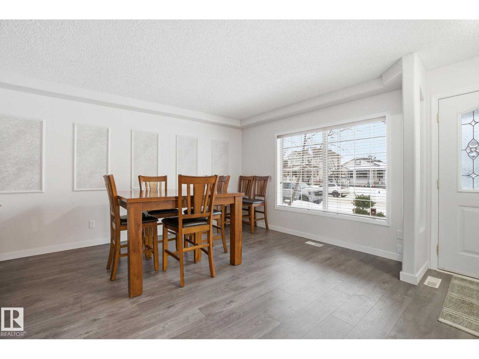 71 CALEDONIA DR, Leduc