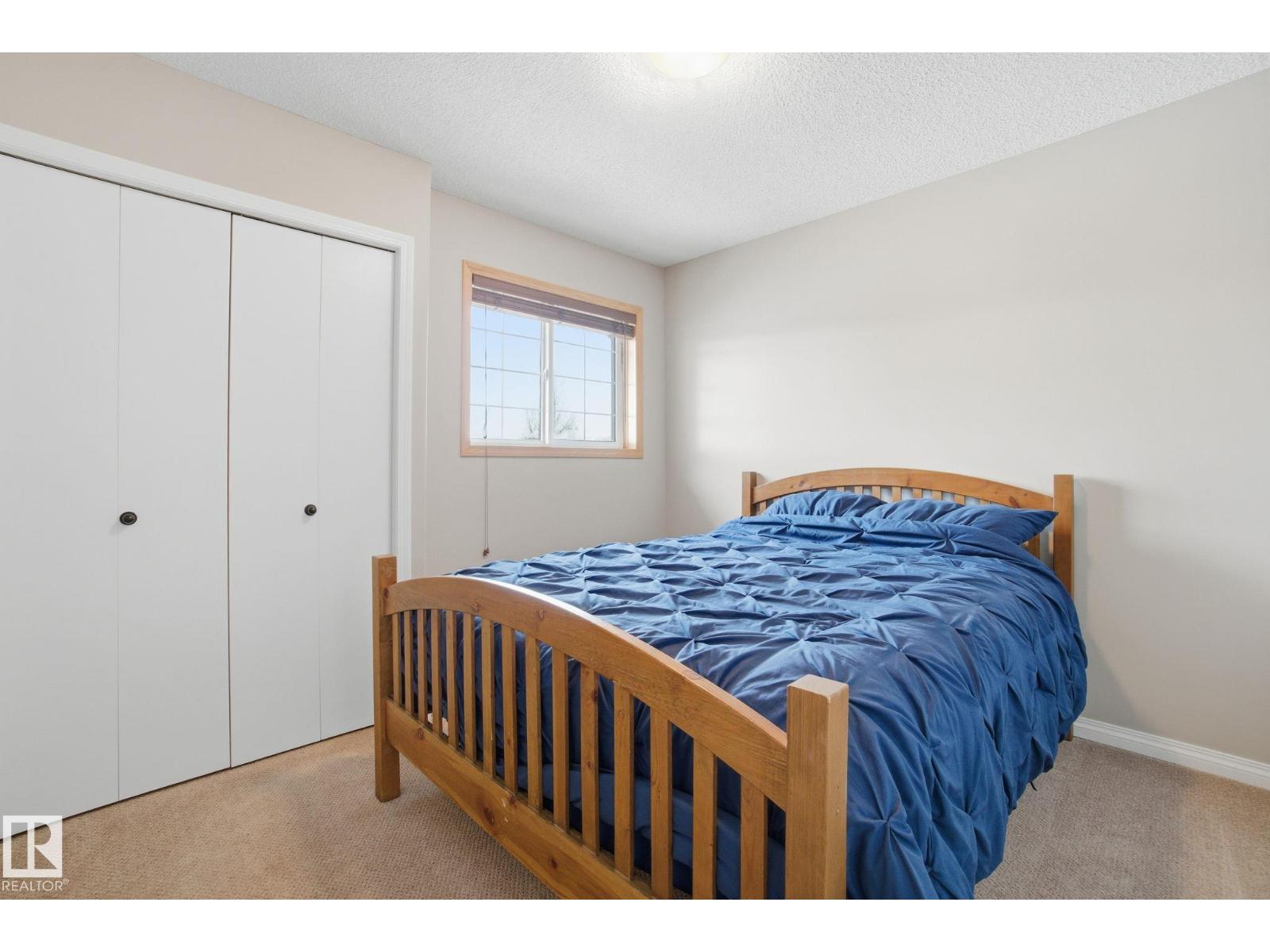 71 CALEDONIA DR, Leduc