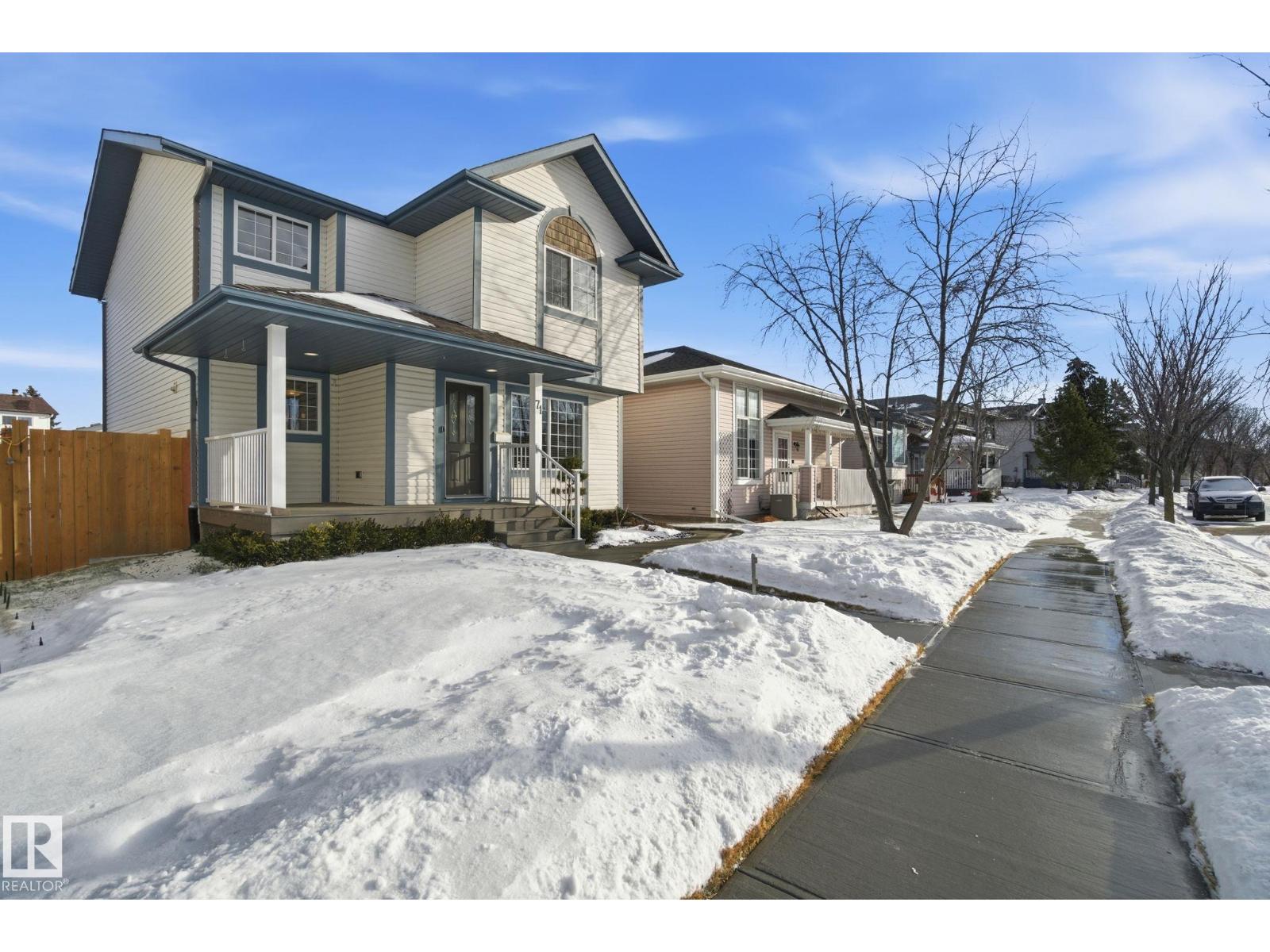 71 CALEDONIA DR, Leduc