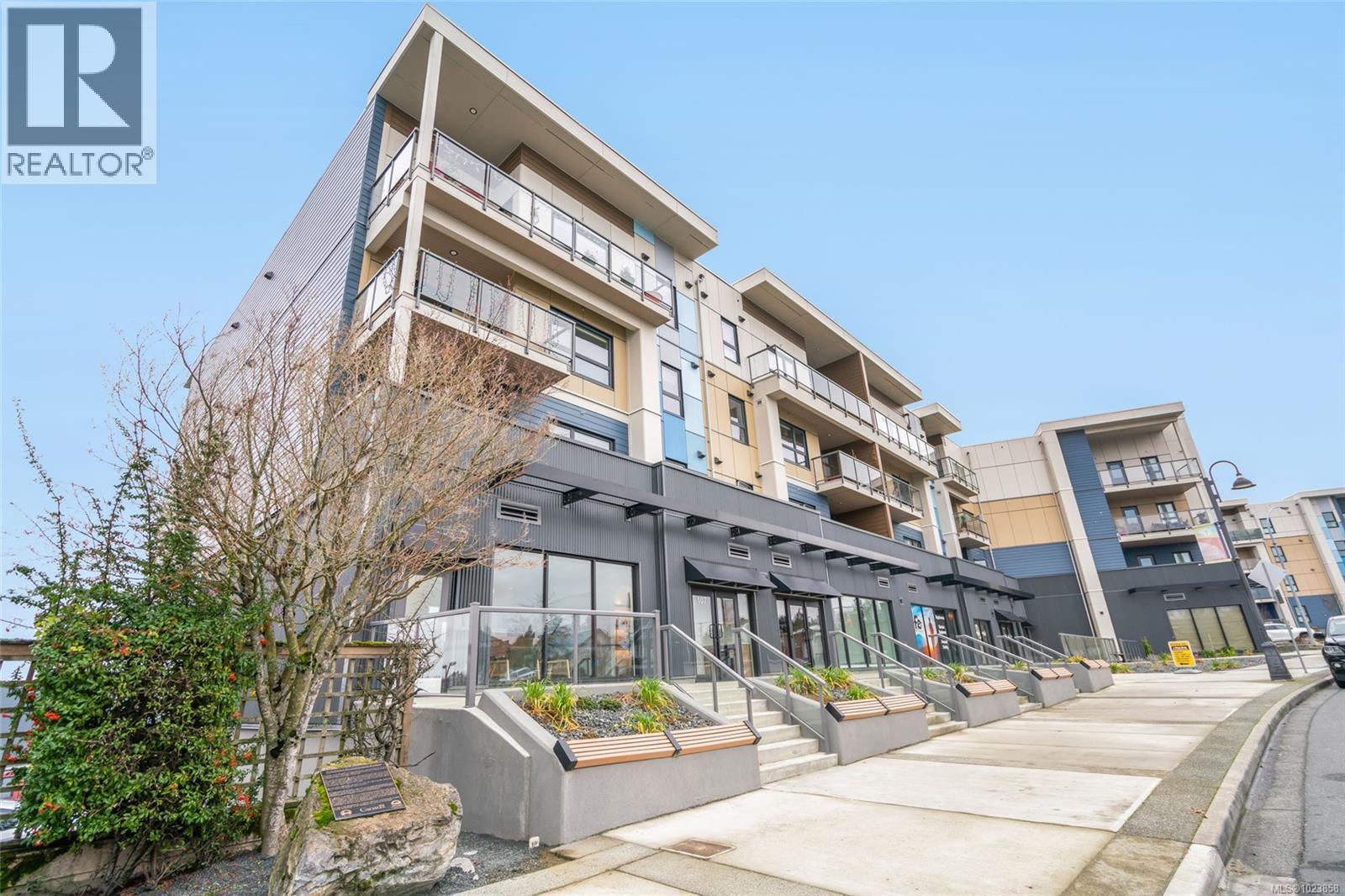 #104 164 Alberni Hwy - 39