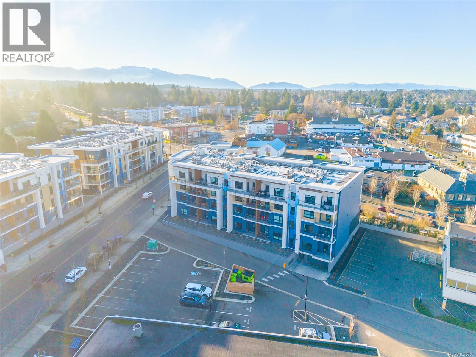 #104 164 Alberni Hwy - 43