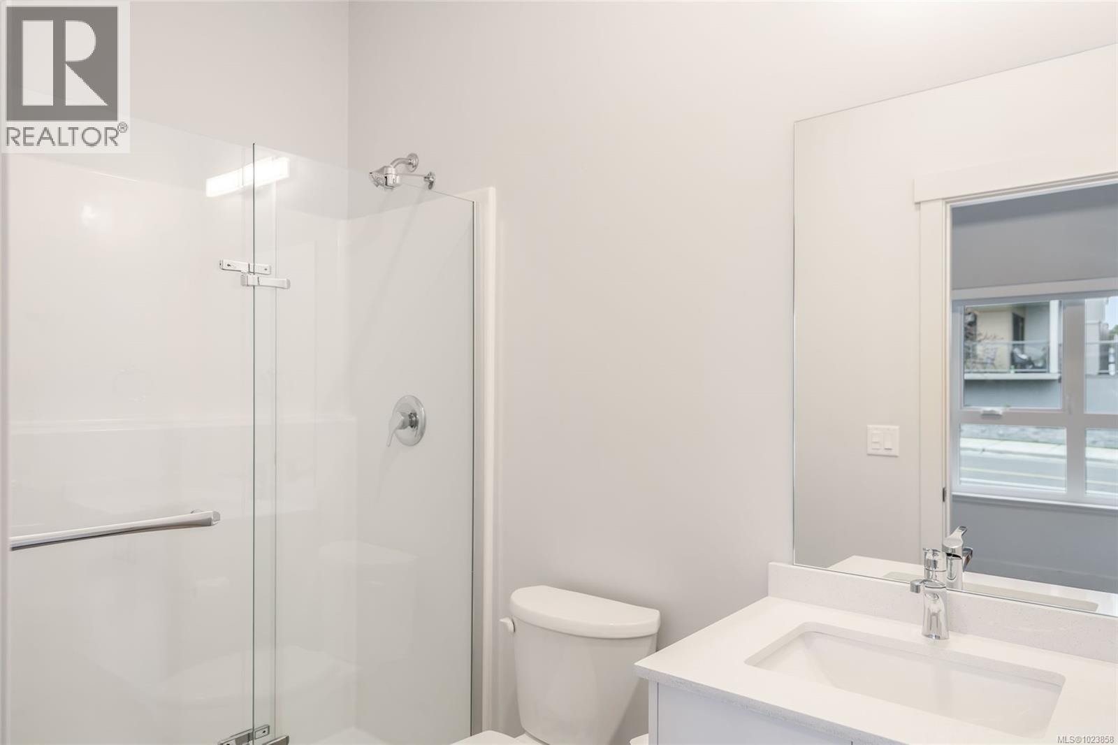 #104 164 Alberni Hwy - 8