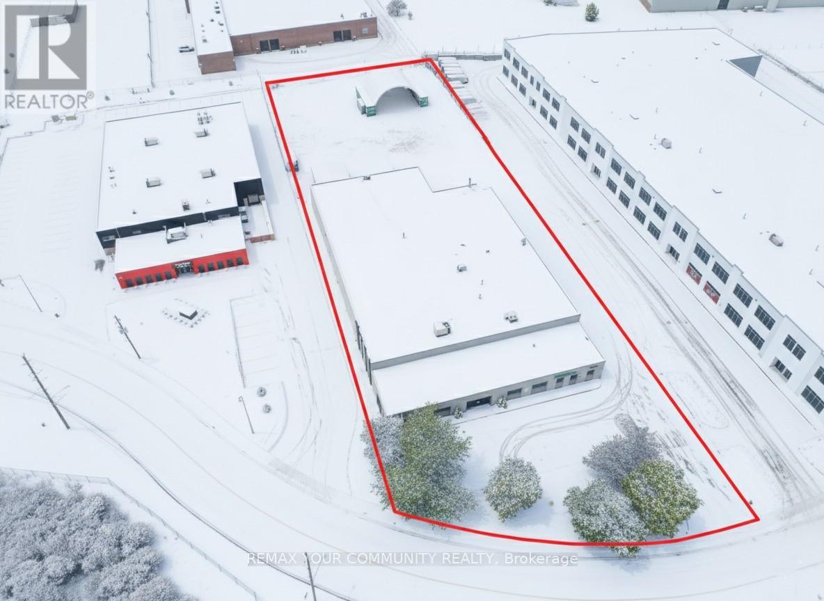 145 ENGELHARD DRIVE - Photo 2 of 20, Aurora (Aurora Grove), Ontario