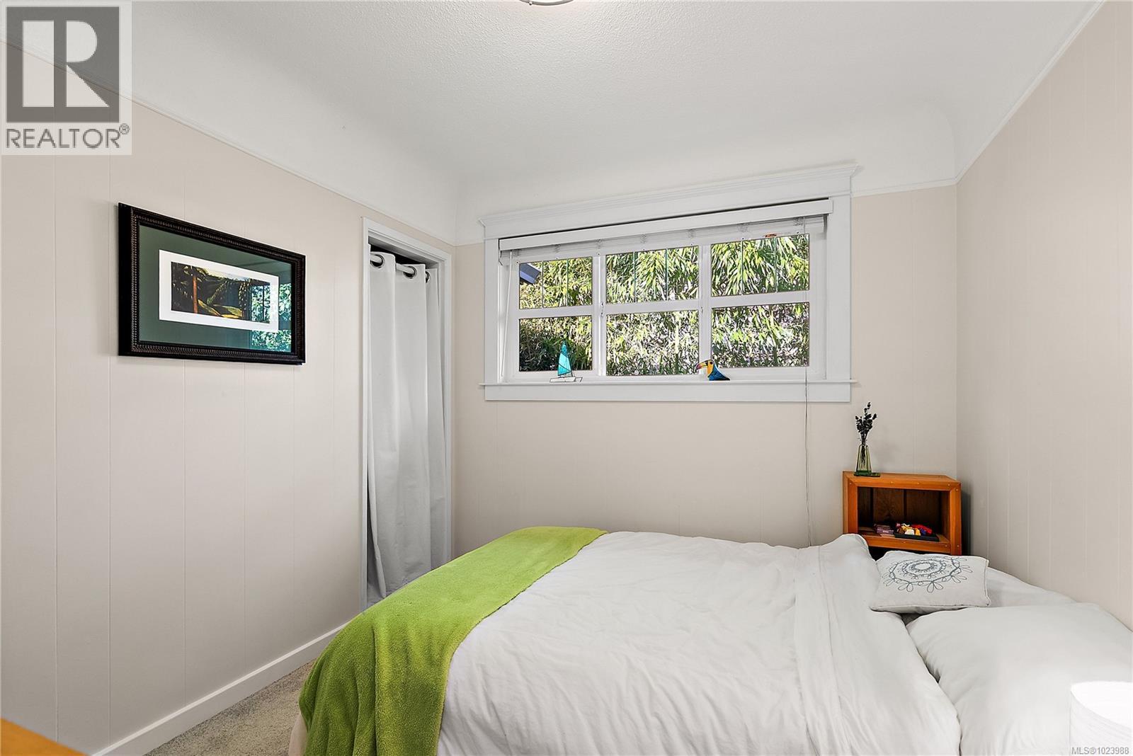 5 869 Clarke Rd, Central Saanich