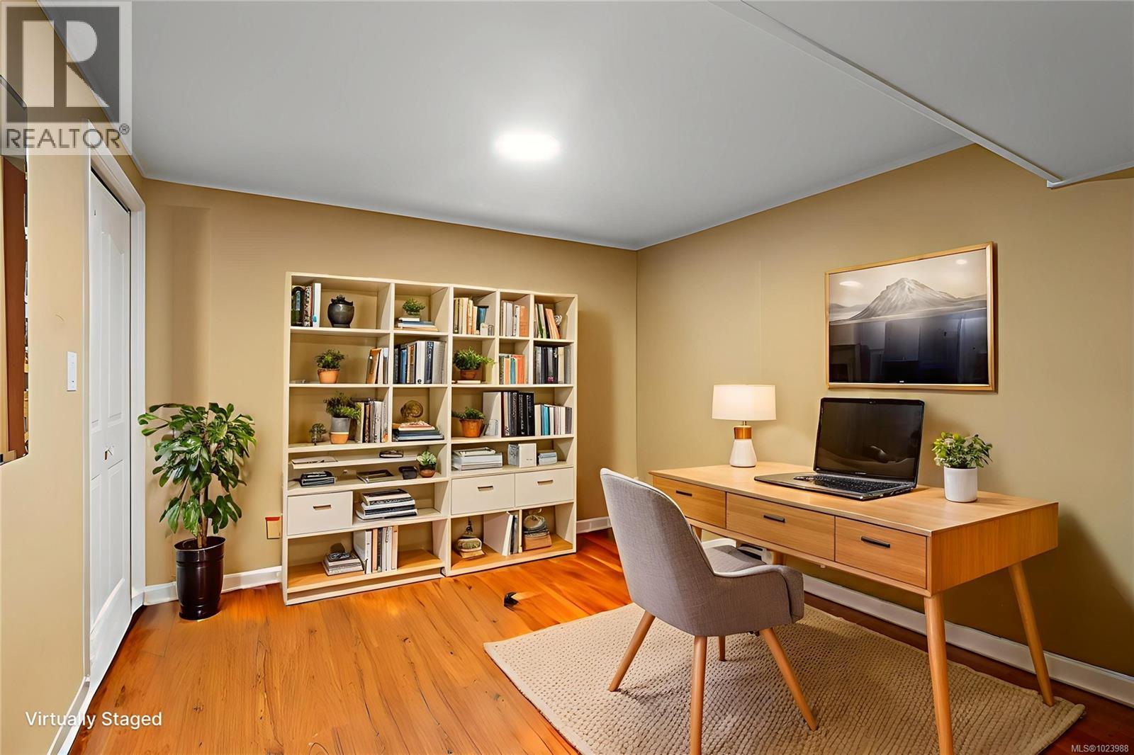 5 869 Clarke Rd, Central Saanich