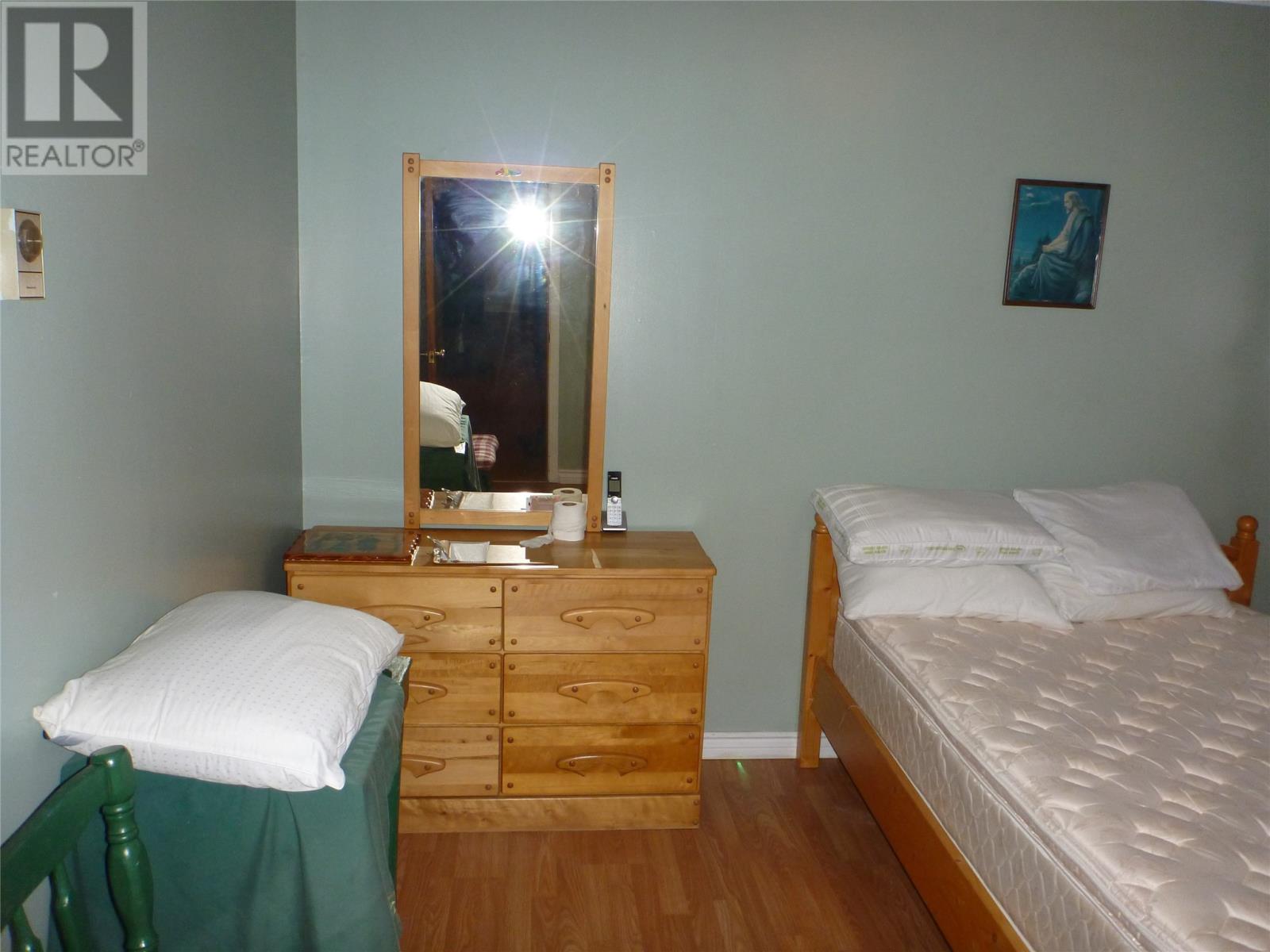 46 Main Road - 18