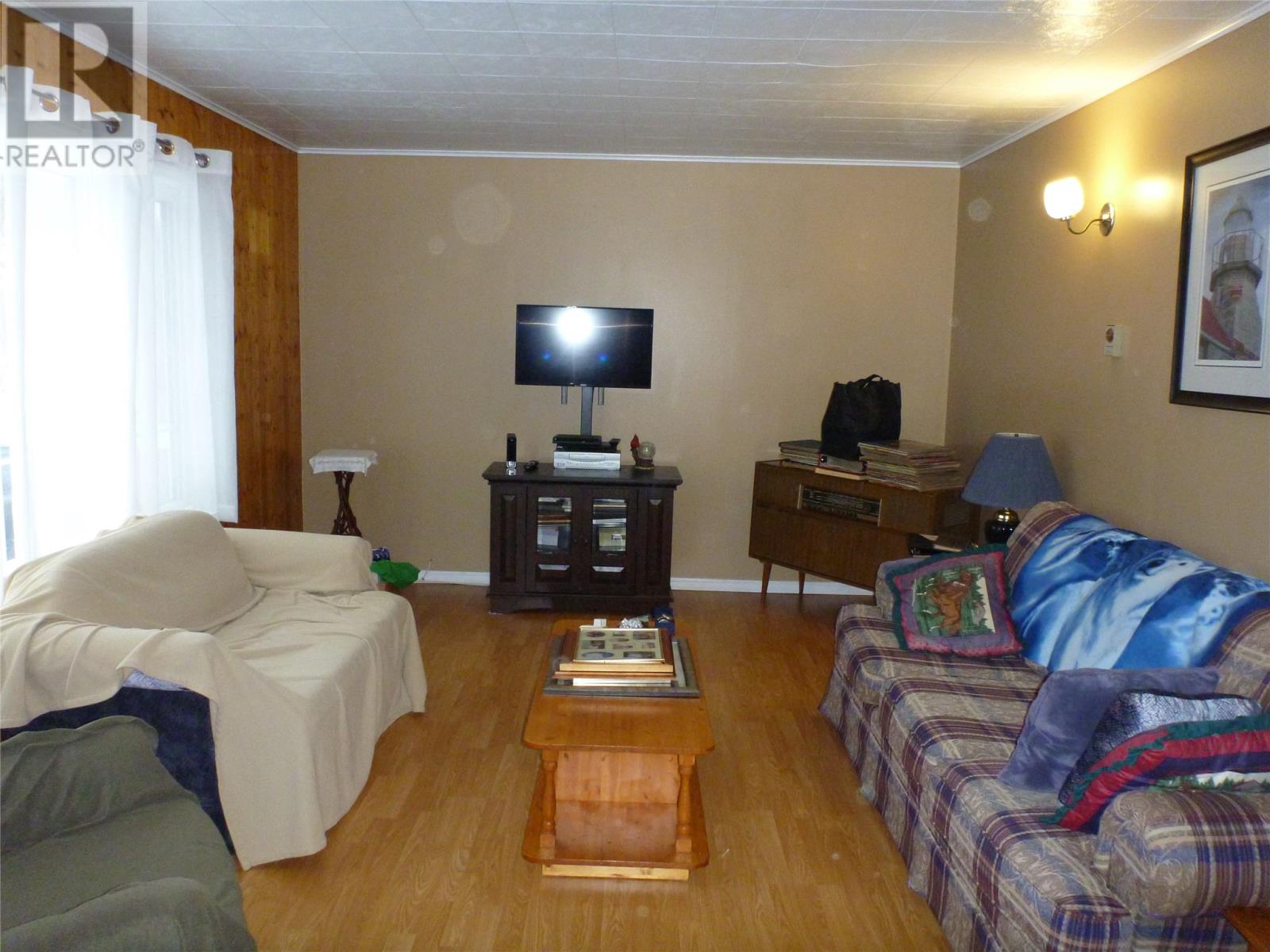 46 Main Road - 9